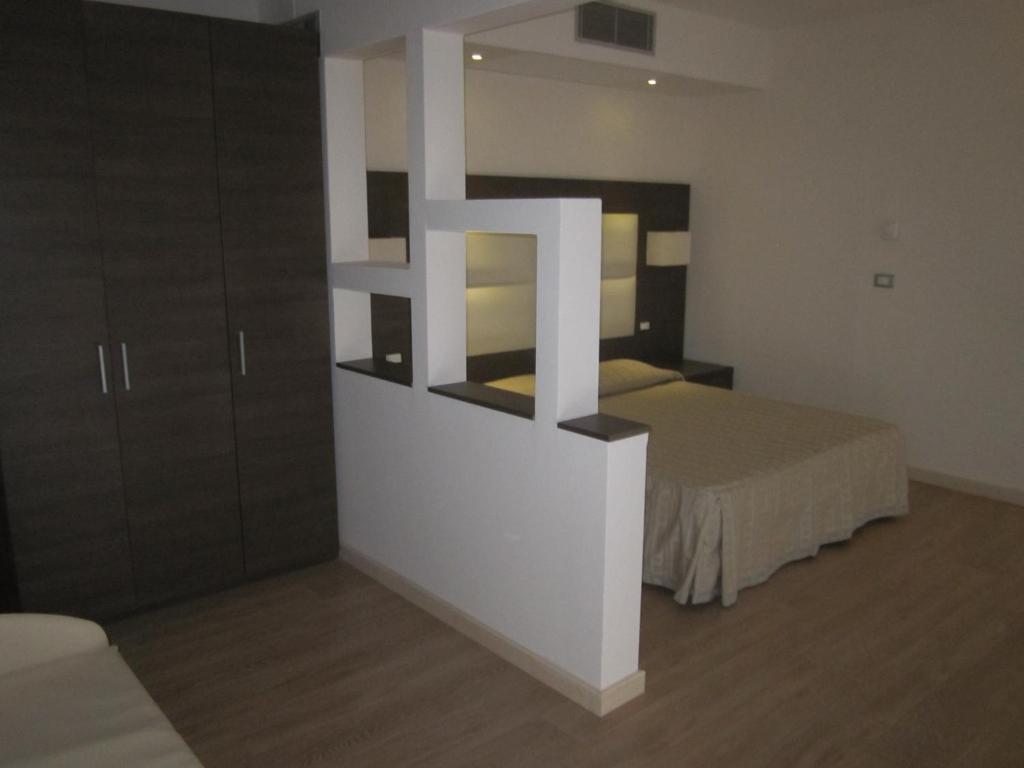 Hotel Eros Lignano Sabbiadoro Exteriör bild